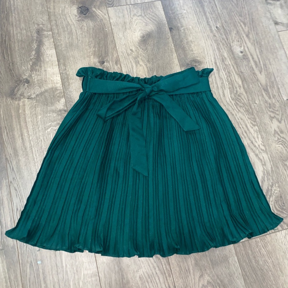 Green pleated formal skirt